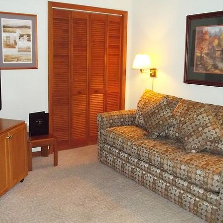 Hotel Fairways Of The Mountain Lake Lure Exterior foto